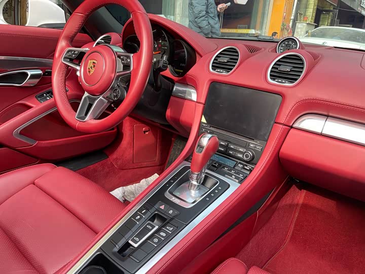 Фото 7 - Porsche 718