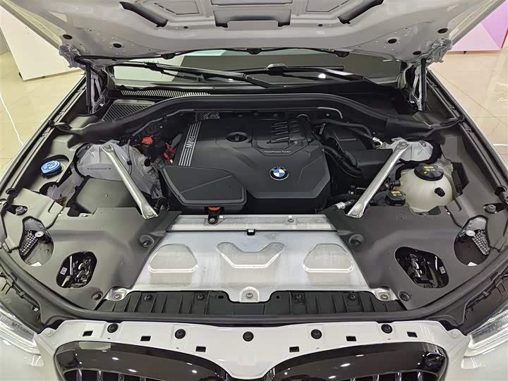 Фото 16 - BMW X3