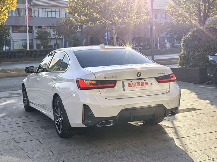 Фото 6 - BMW 3 Series