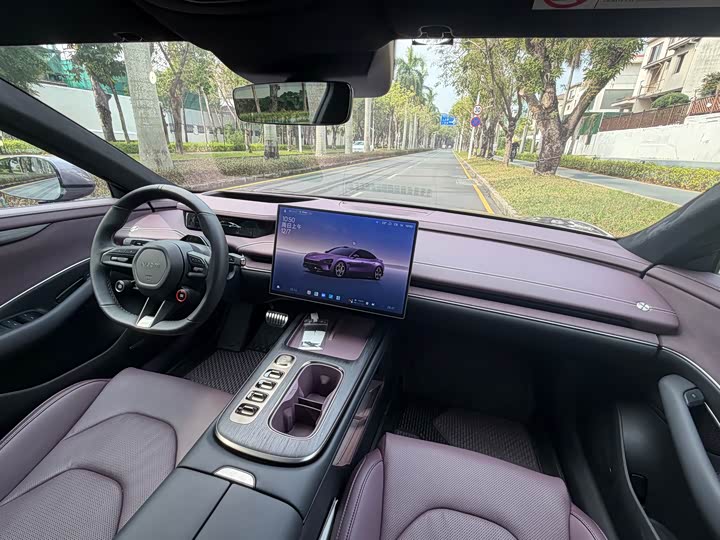 Фото 15 - Xiaomi SU7