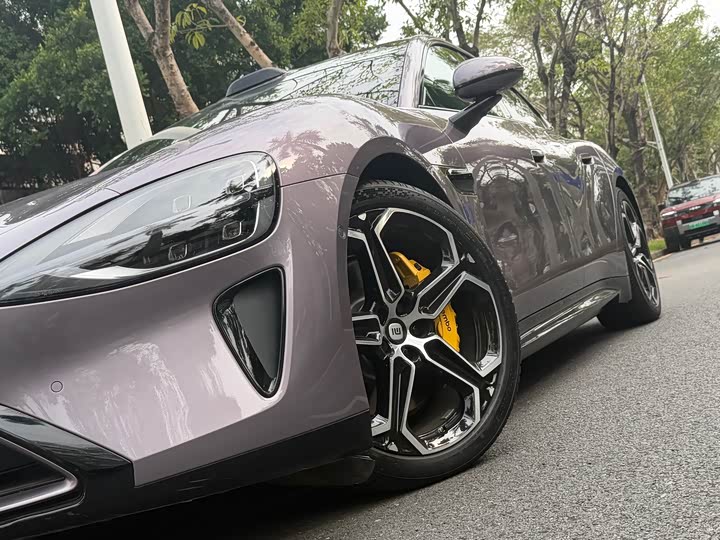 Фото 16 - Xiaomi SU7