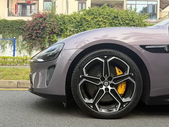 Фото 7 - Xiaomi SU7