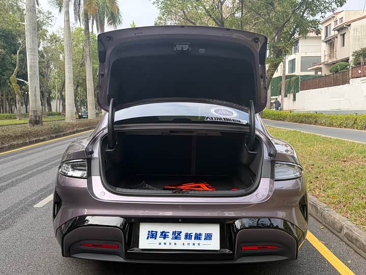 Фото 9 - Xiaomi SU7