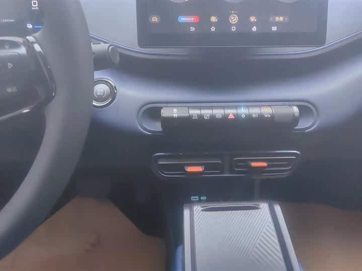 Фото 16 - BYD Seagull