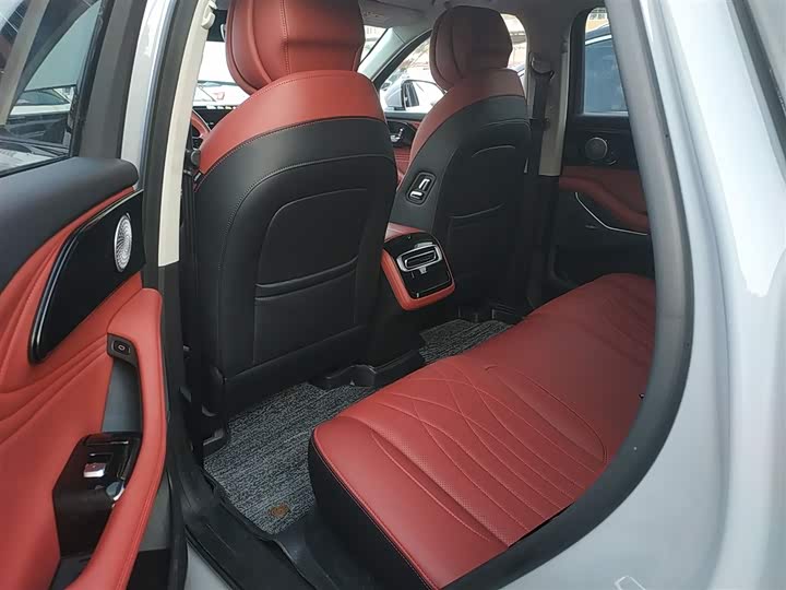 Фото 17 - Exeed RX