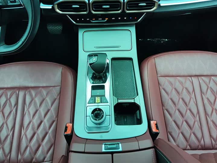 Фото 16 - Jetour X70 Plus