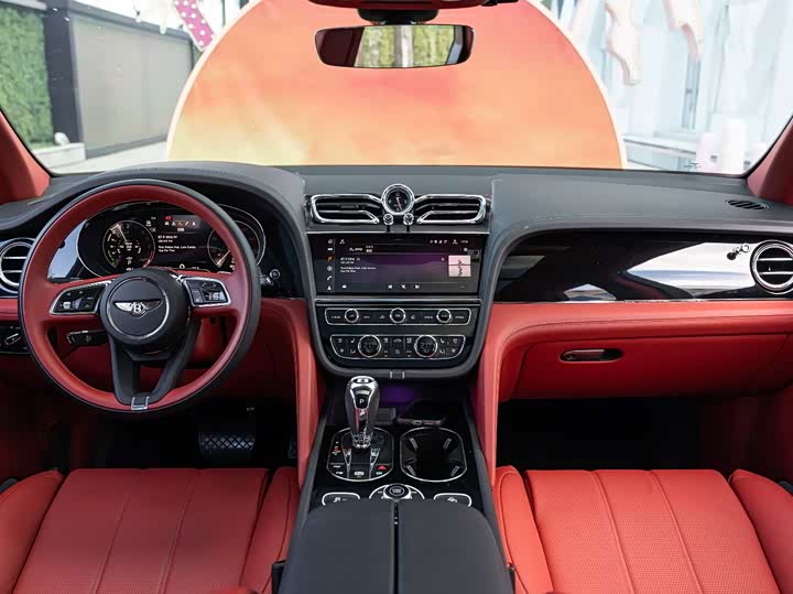 Фото 10 - Bentley Bentayga Hybrid