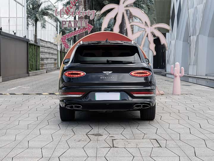 Фото 5 - Bentley Bentayga Hybrid