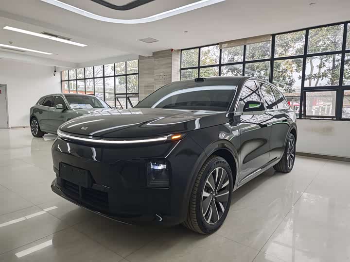 Фото 1 - LiXiang L6