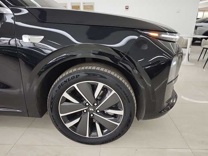 Фото 17 - LiXiang L6