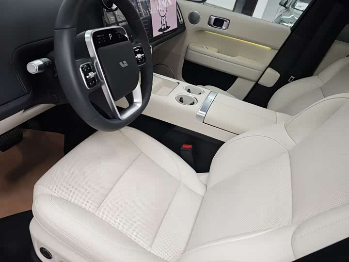 Фото 7 - LiXiang L6