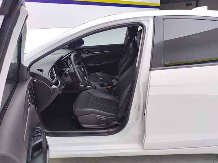 Фото 9 - Buick Excelle GT