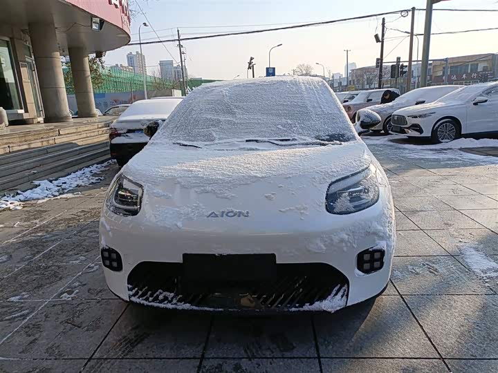 Фото 3 - GAC Aion UT