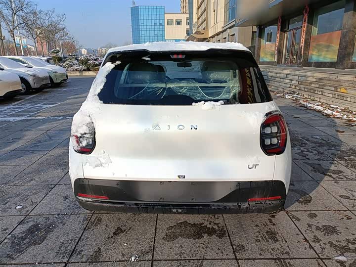 Фото 6 - GAC Aion UT
