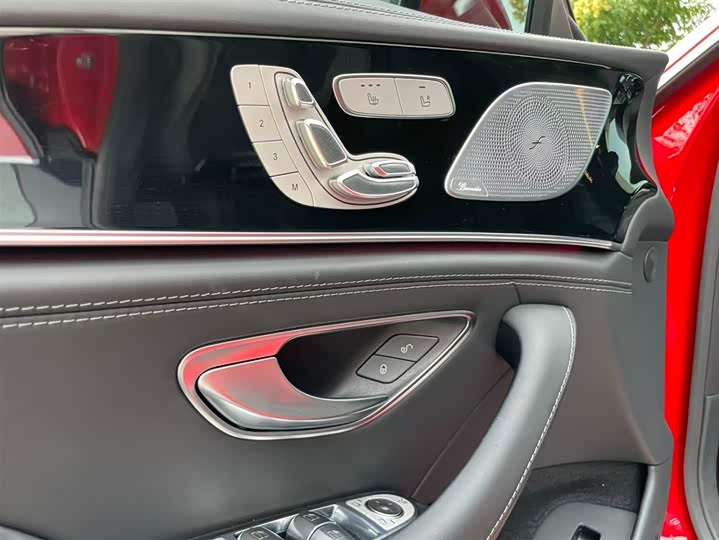 Фото 11 - Mercedes-Benz AMG GT