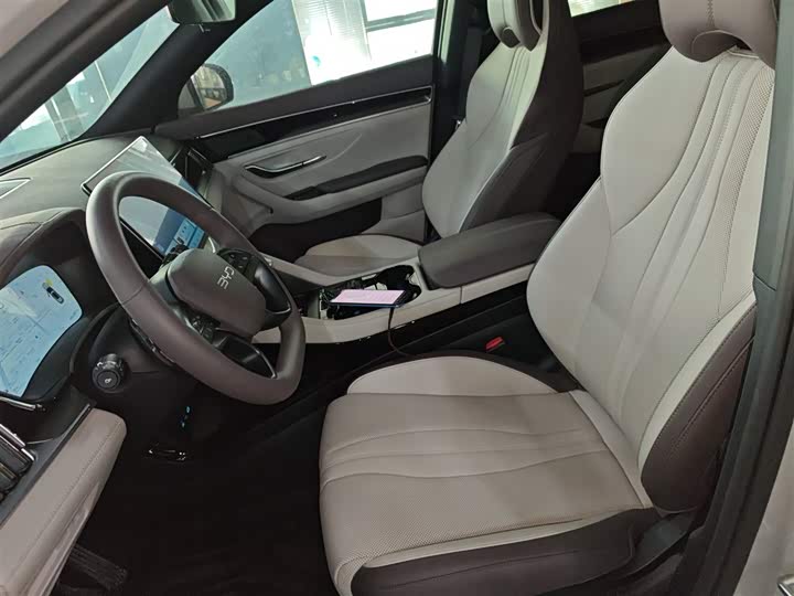 Фото 15 - BYD Song Plus Hybrid/EV