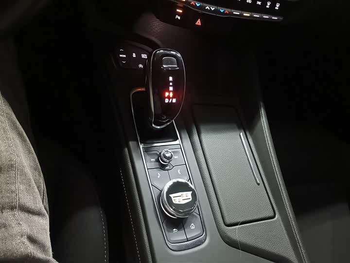 Фото 14 - Cadillac CT5