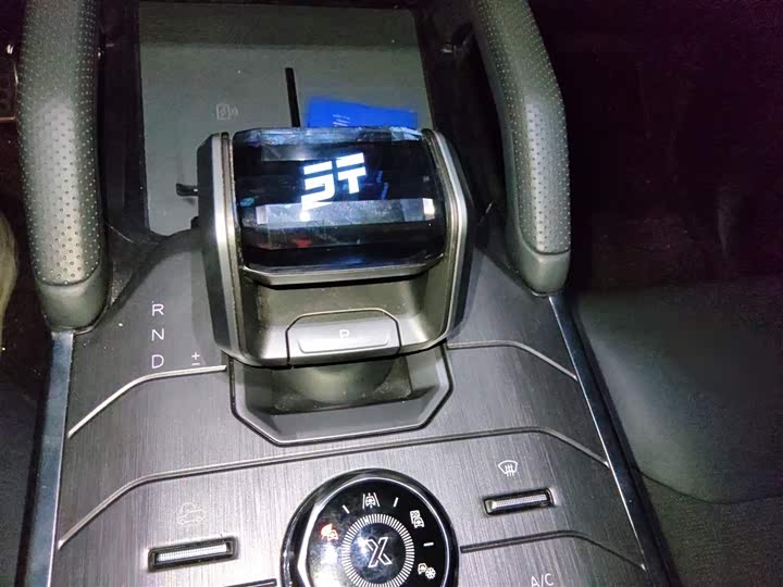 Фото 7 - Jetour T2