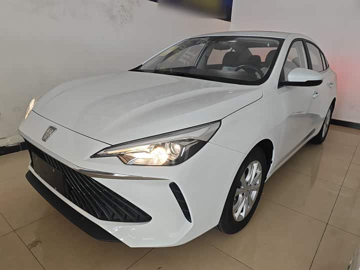 Фото 2 - Roewe i5