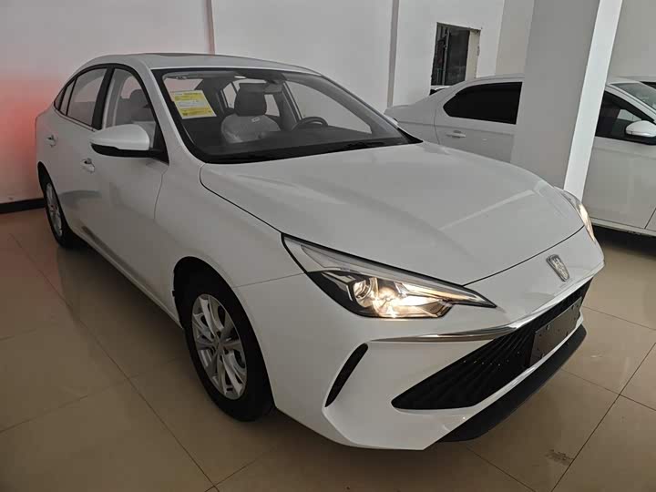 Фото 4 - Roewe i5