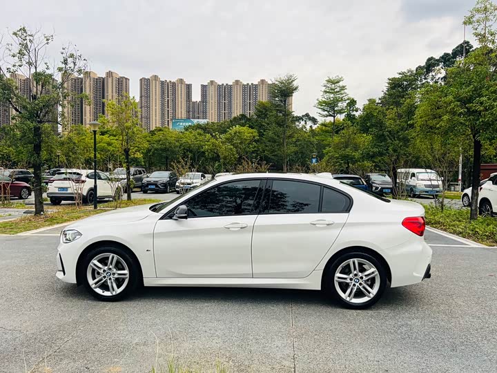 Фото 7 - BMW 1 Series