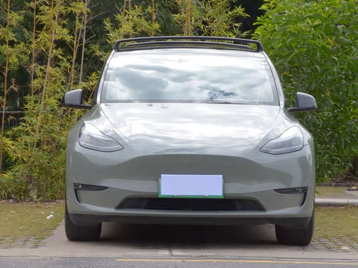 Фото 2 - Tesla Model Y