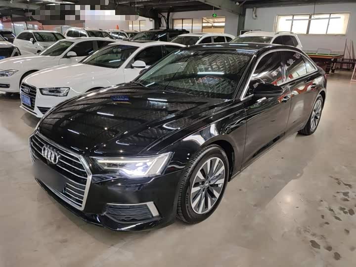 Фото 2 - Audi A6L