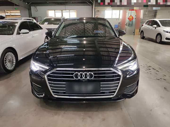 Фото 3 - Audi A6L