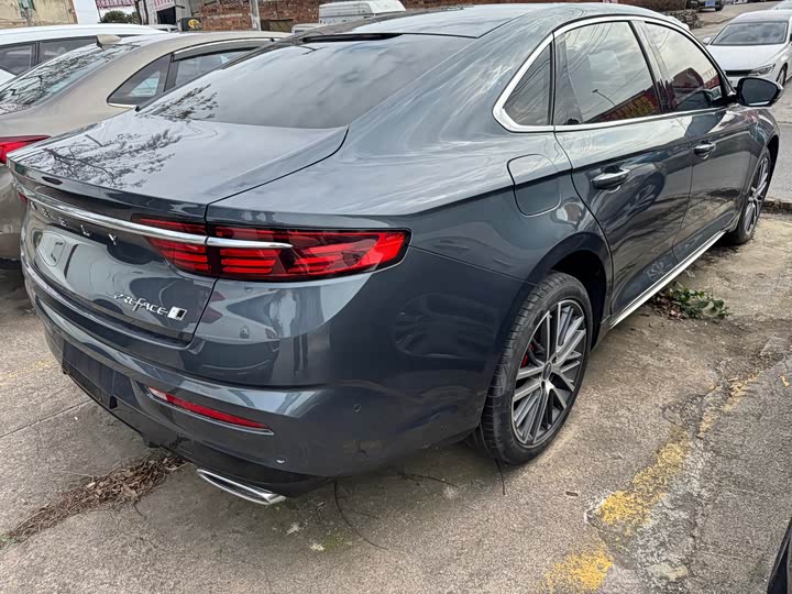 Фото 15 - Geely Preface