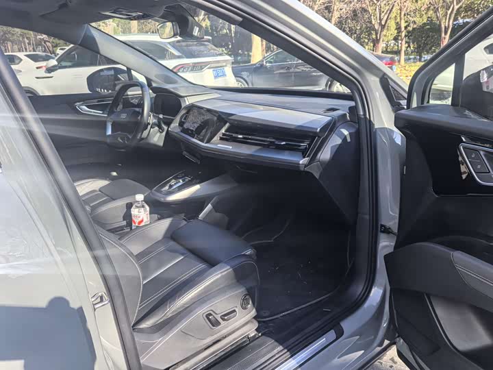 Фото 5 - Audi Q4 e-tron