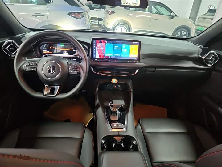 Фото 10 - MG Motor 5