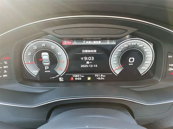 Фото 12 - Audi A6L