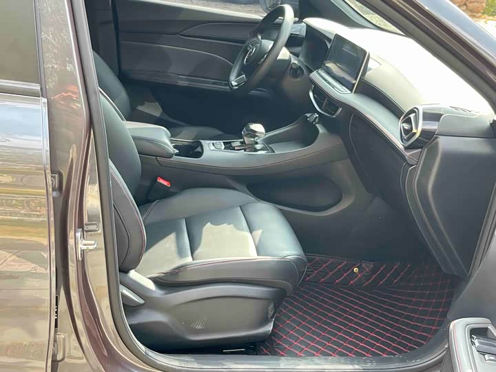 Фото 12 - MG Motor 5