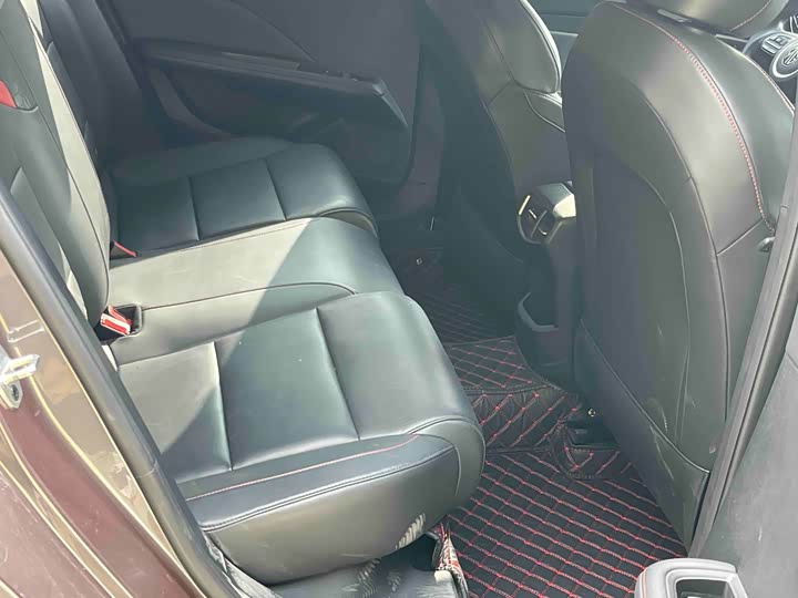 Фото 15 - MG Motor 5