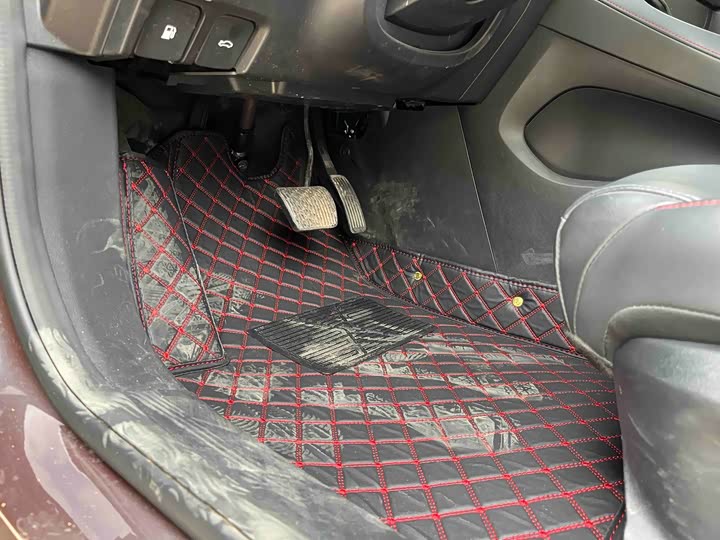 Фото 24 - MG Motor 5