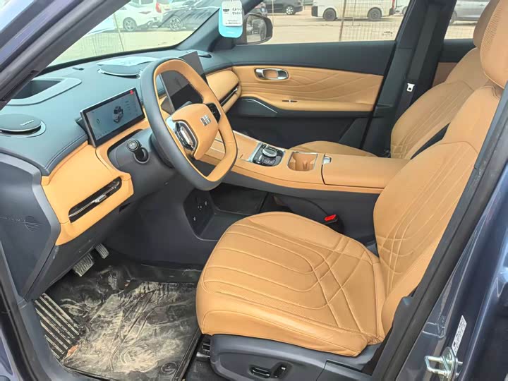 Фото 3 - Geely Galaxy Starship 7