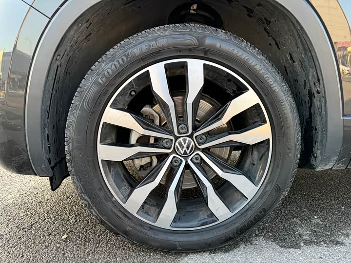 Фото 11 - Volkswagen Tayron