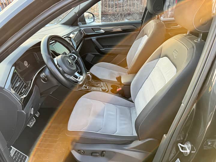 Фото 14 - Volkswagen Tayron