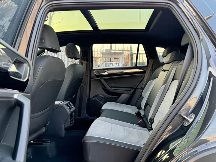 Фото 17 - Volkswagen Tayron