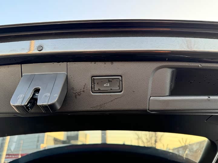 Фото 20 - Volkswagen Tayron