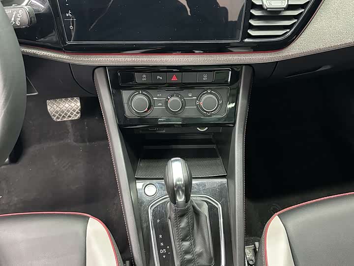 Фото 14 - Jetta VS7