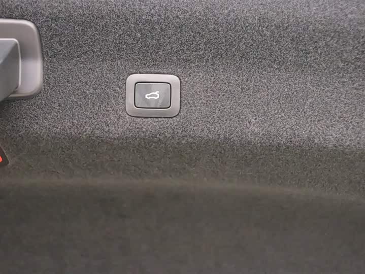 Фото 25 - Xiaomi SU7