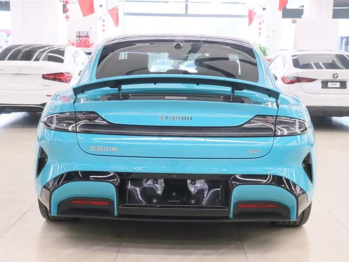 Фото 4 - Xiaomi SU7