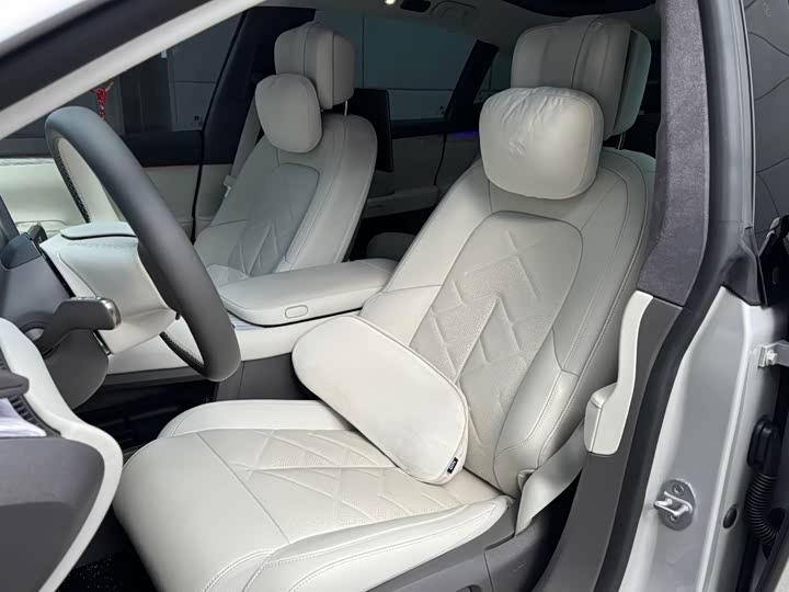 Фото 6 - Nio ET7