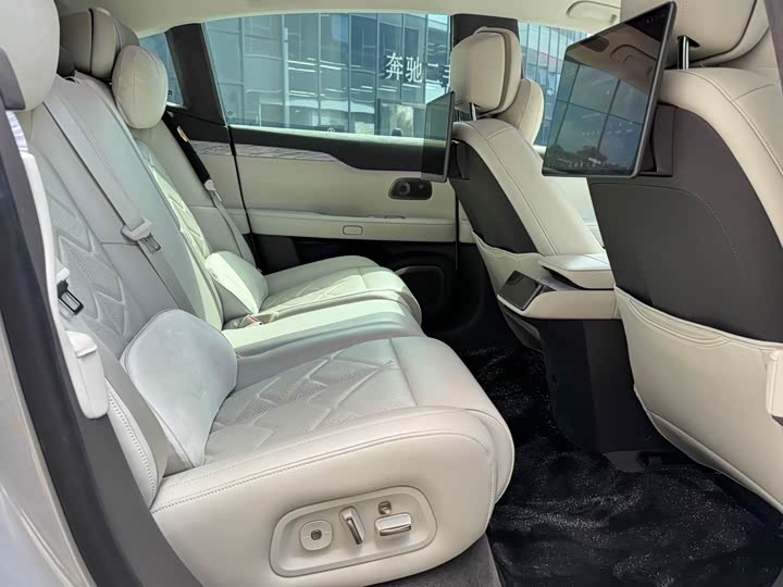 Фото 9 - Nio ET7