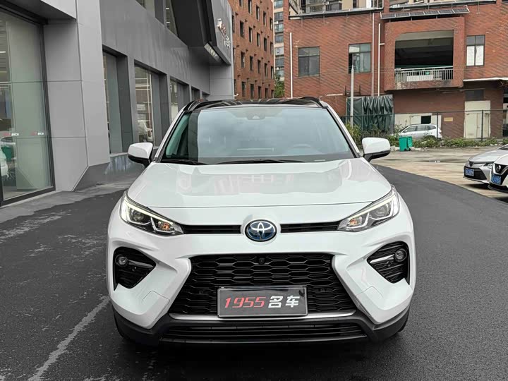 Фото 2 - Toyota Wildlander