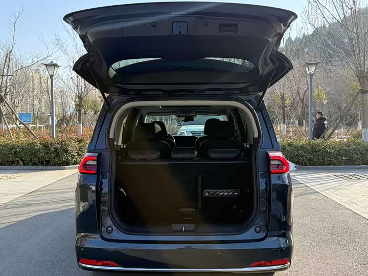 Фото 13 - GAC Trumpchi M6