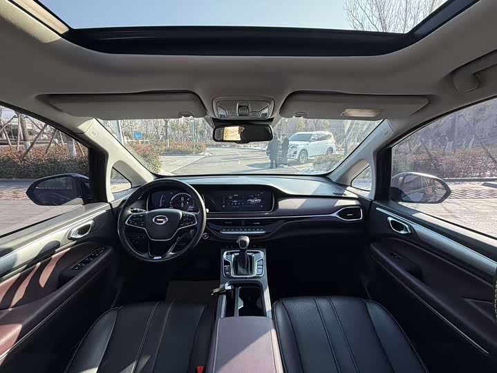 Фото 26 - GAC Trumpchi M6