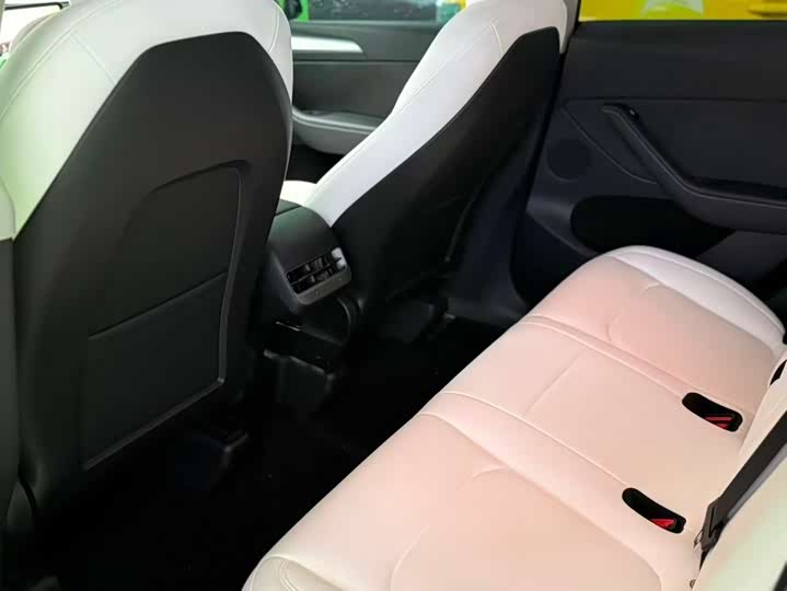 Фото 7 - Tesla Model Y