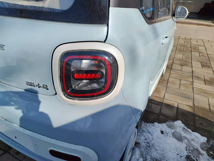 Фото 8 - Bestune Pony